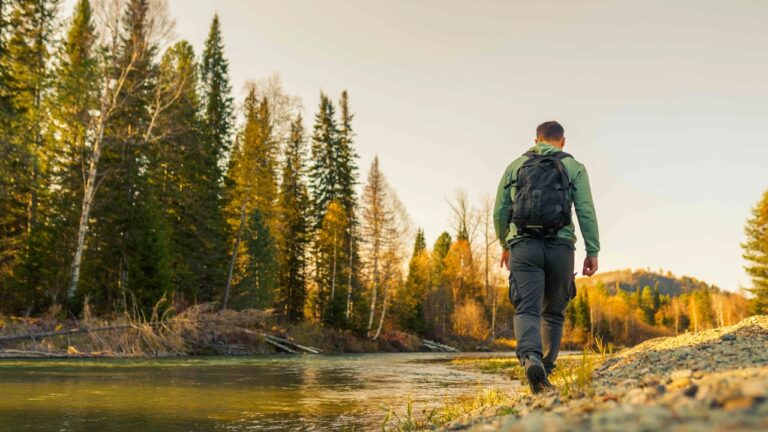 10 Mental Survival Tips That Keep You Alive When Others Panic