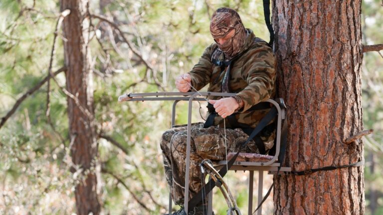 Hunter says he found a stranger’s tree stand on his property — and then discovered the guy had cut the fence to get there