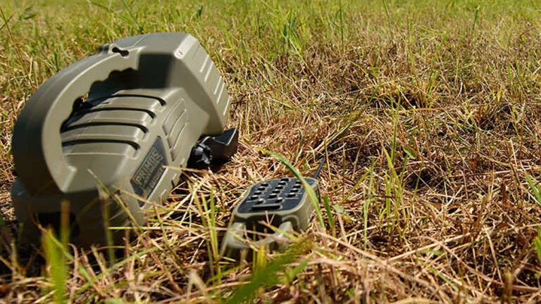 15 states where predator calls work shockingly well in late season