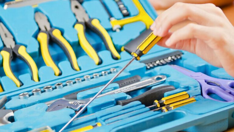 Things that make me hide my tools when you walk over