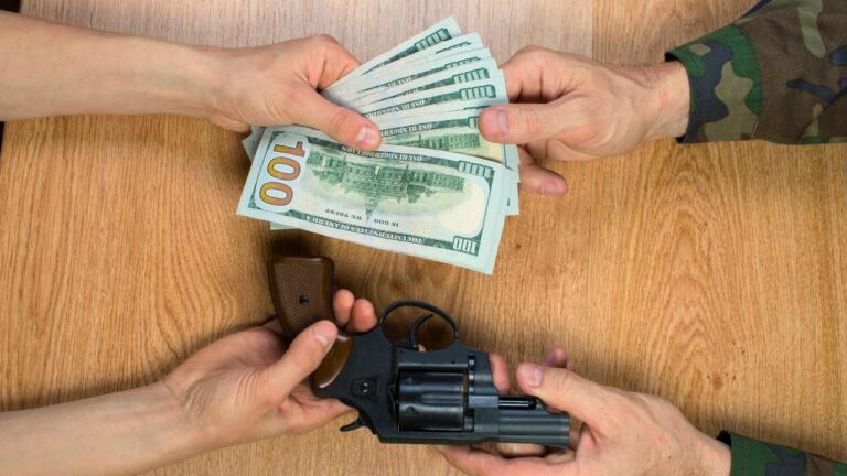 Gun buyer says an Armslist deal already felt wrong before money changed hands — and the replies told him to walk away fast