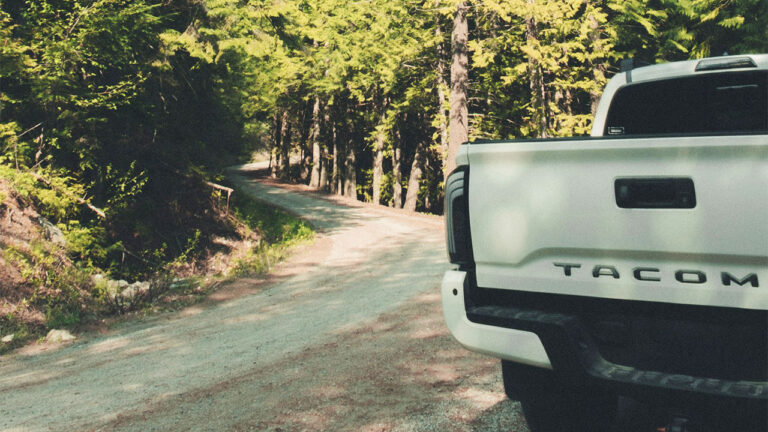 Driver says a suspicious truck followed him all the way home — and only at the driveway did he realize how badly unprepared he really was