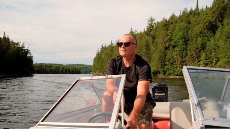 Drunk Pontoon Driver Threatened To Ram Two Bass Fishermen After Getting Stuck in Three Inches of Water