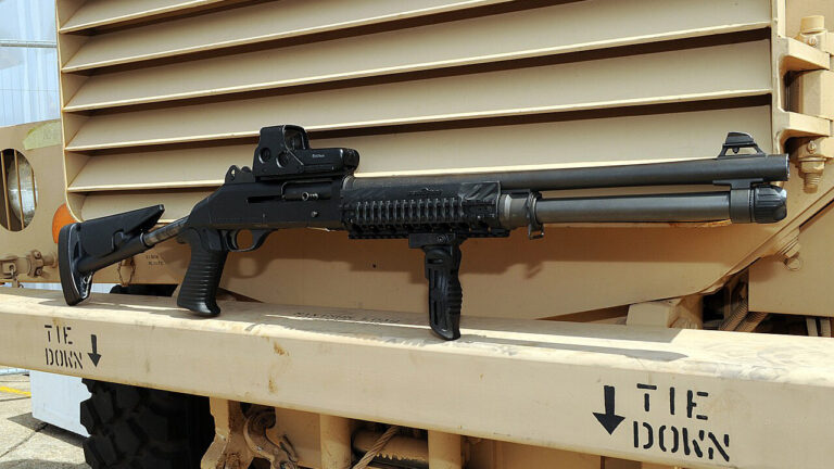 15 little-known facts about the Benelli M4