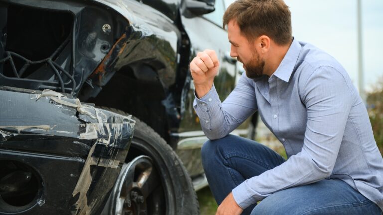 Driver says a road-rage confrontation escalated fast — and then the other man came back with a crowbar