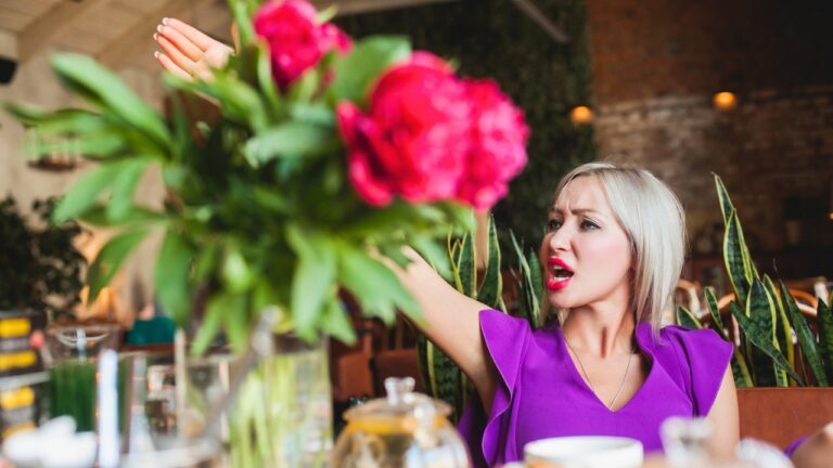 Carrier says a woman in a restaurant suddenly yelled “He’s got a gun!” — and the whole room turned to look at him