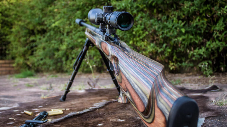 Hunter Forgot His Bolt and Magazine at the Cabin — Then Told His Buddies He’d Had a Bathroom Emergency Rather Than Admit It