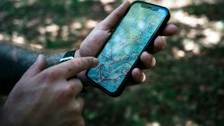 Hunter Says His Map App Showed Open Land — Then an Angry Landowner Drove Straight Across the Prairie Toward Him