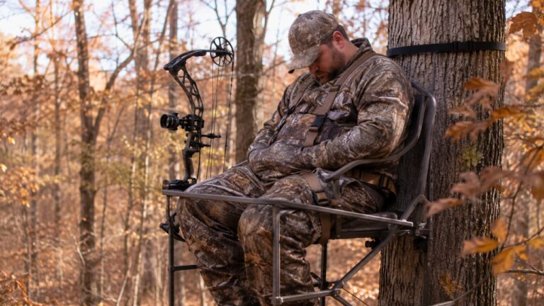 Hunter Fell Asleep in the Stand and Woke Up to a Buck Under the Tree — Then Took Another Nap Before Tracking It