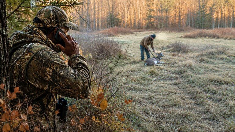 Hunter Spots a Poacher Taking a Buck 200 Yards Away — Then Calls the Game Warden Who Says He Can’t Respond Until Morning